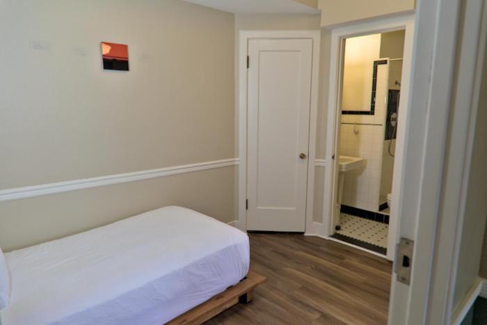 Historic Two Bedroom,1537178716:JPEG