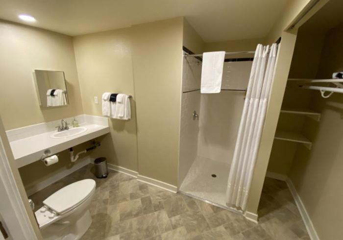 Historic Accessible Studio Suite,1609357967:JPEG